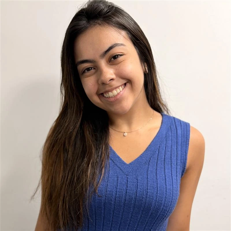 Julia Araujo